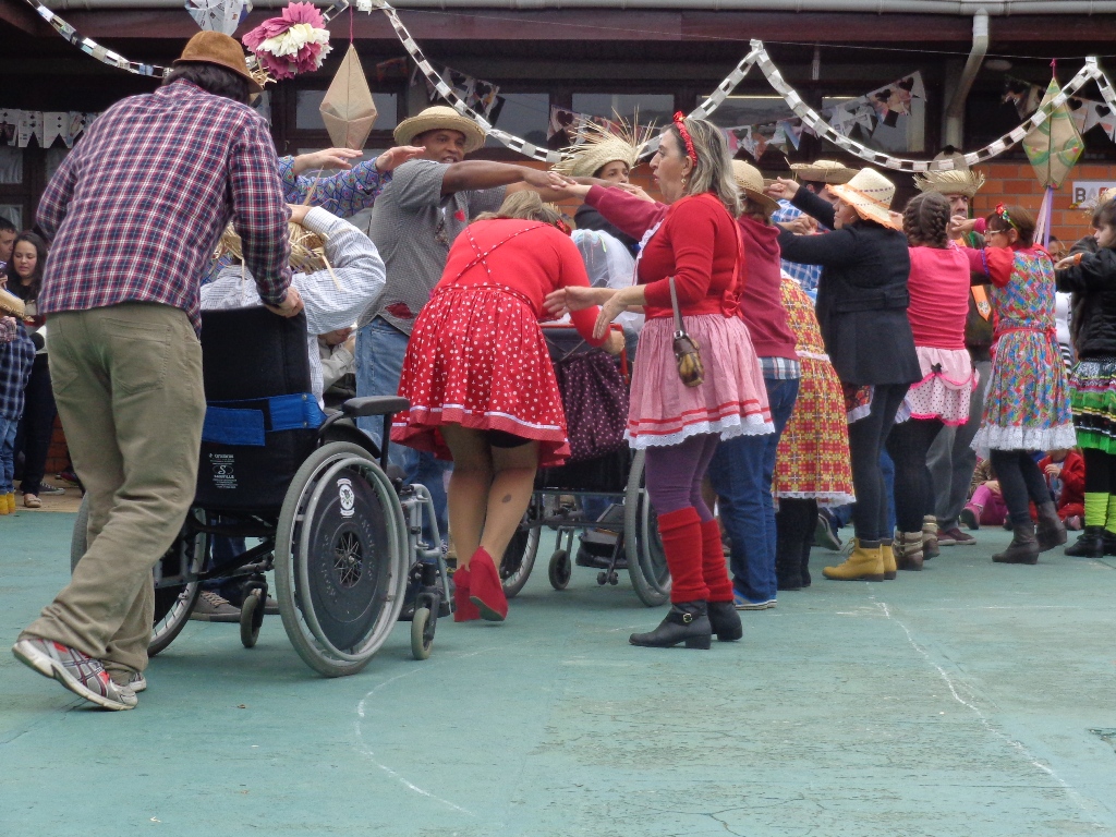 ARRAIA CEVI - DANÇA DA QUADRILHA