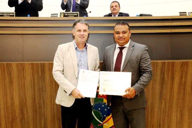 Presidente da FCEE recebe homenagem na Câmara de Vereadores de Palhoça