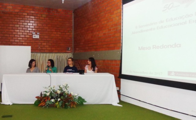 Mesa-redonda do II Seminário de Educação Inclusiva